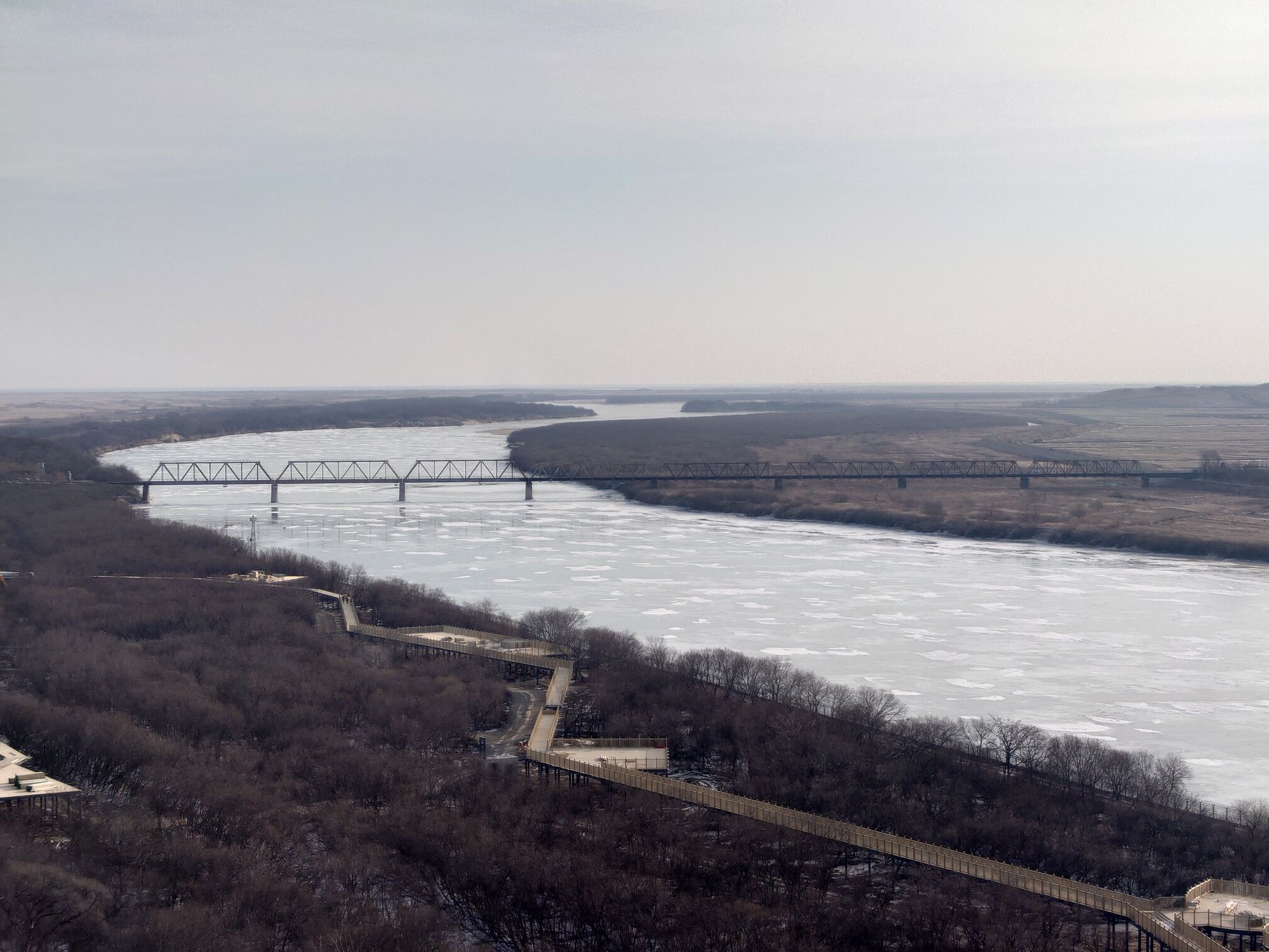 Zoomed in on the Friendship Bridge